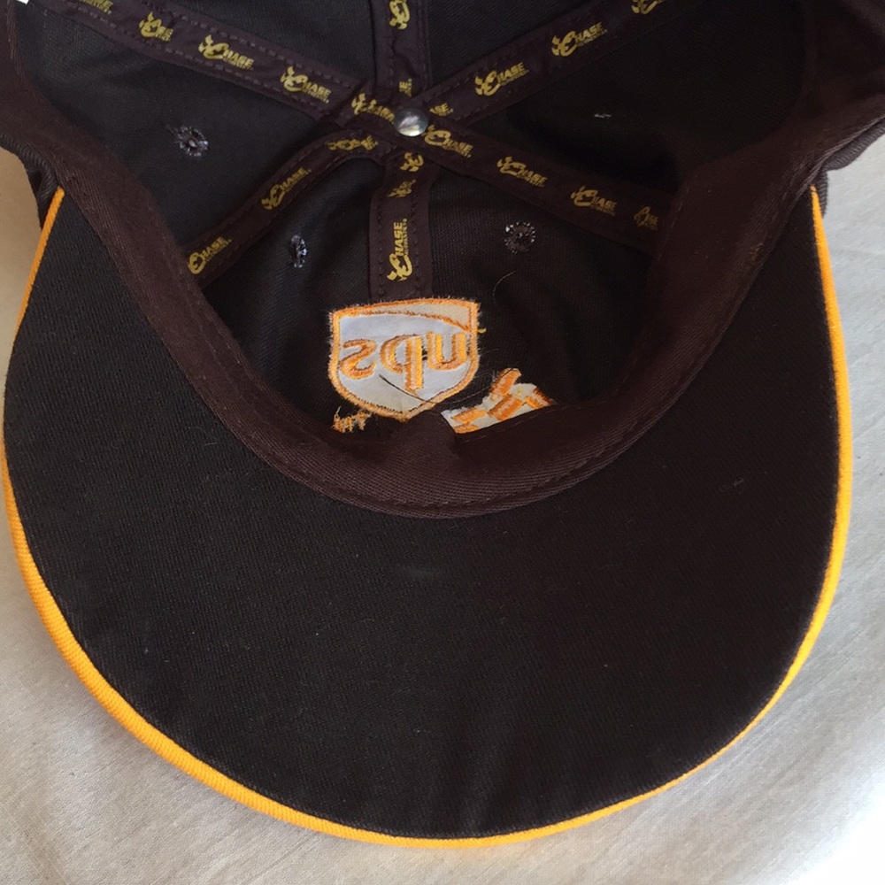 UPS Racing Hat 🧢 - Picture 6 of 6